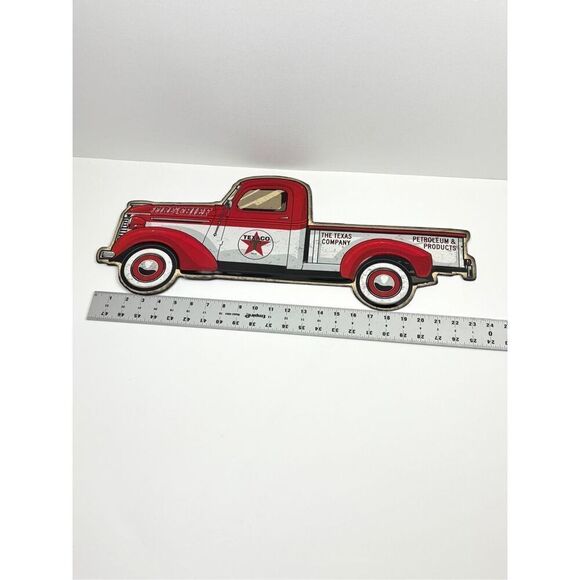 Texaco Fire Chief Truck Metal Tin Display Sign Embossed Shop Standard Motor Oil - Picture 4 of 4